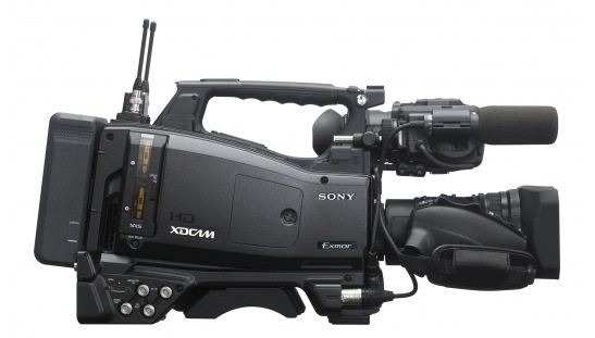 Le nouveau camescope Sony PMW-400 au format XDCAM HD.