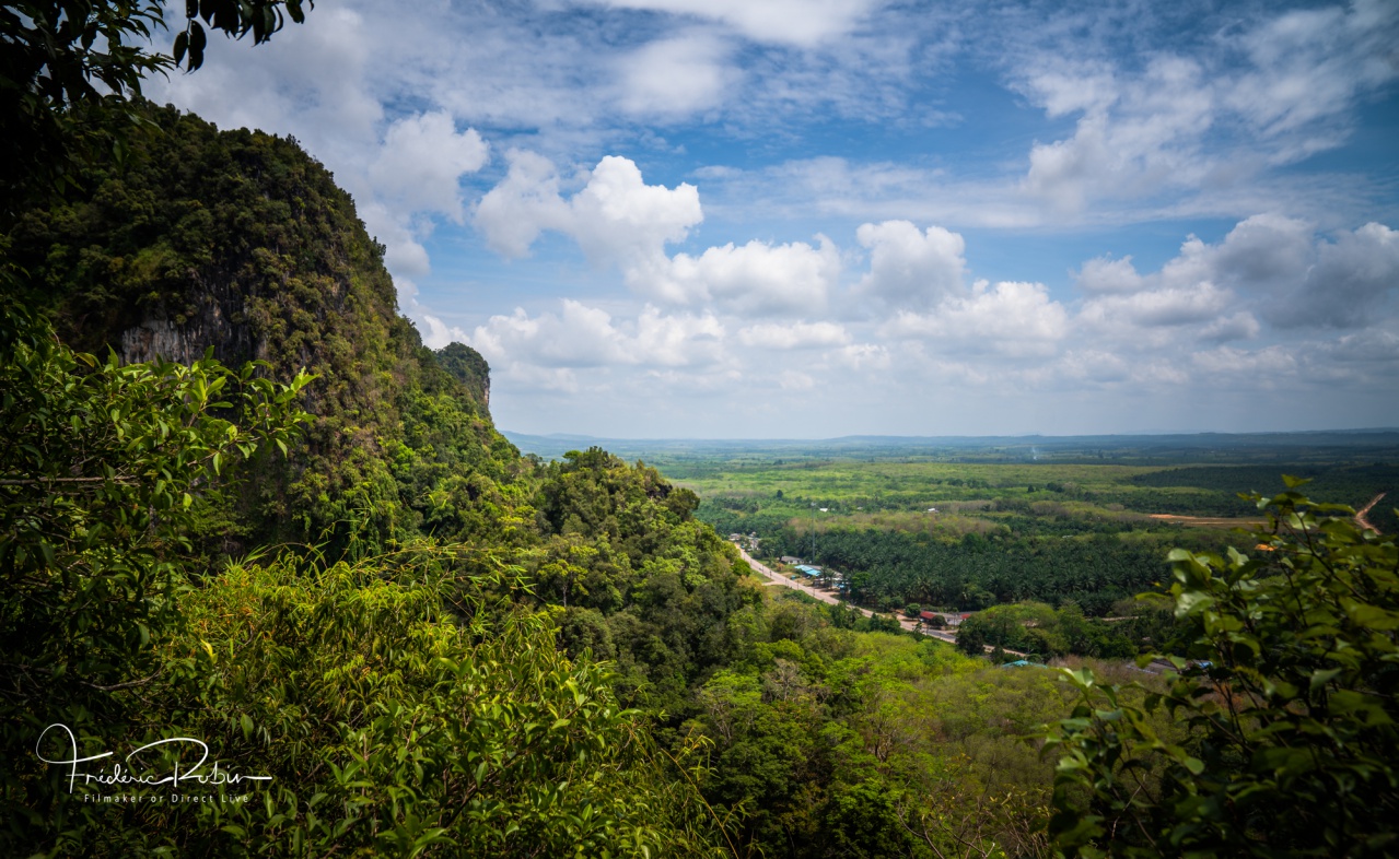 Vue des montagnes Tiger Cave Temple (Wat Tham Suea)